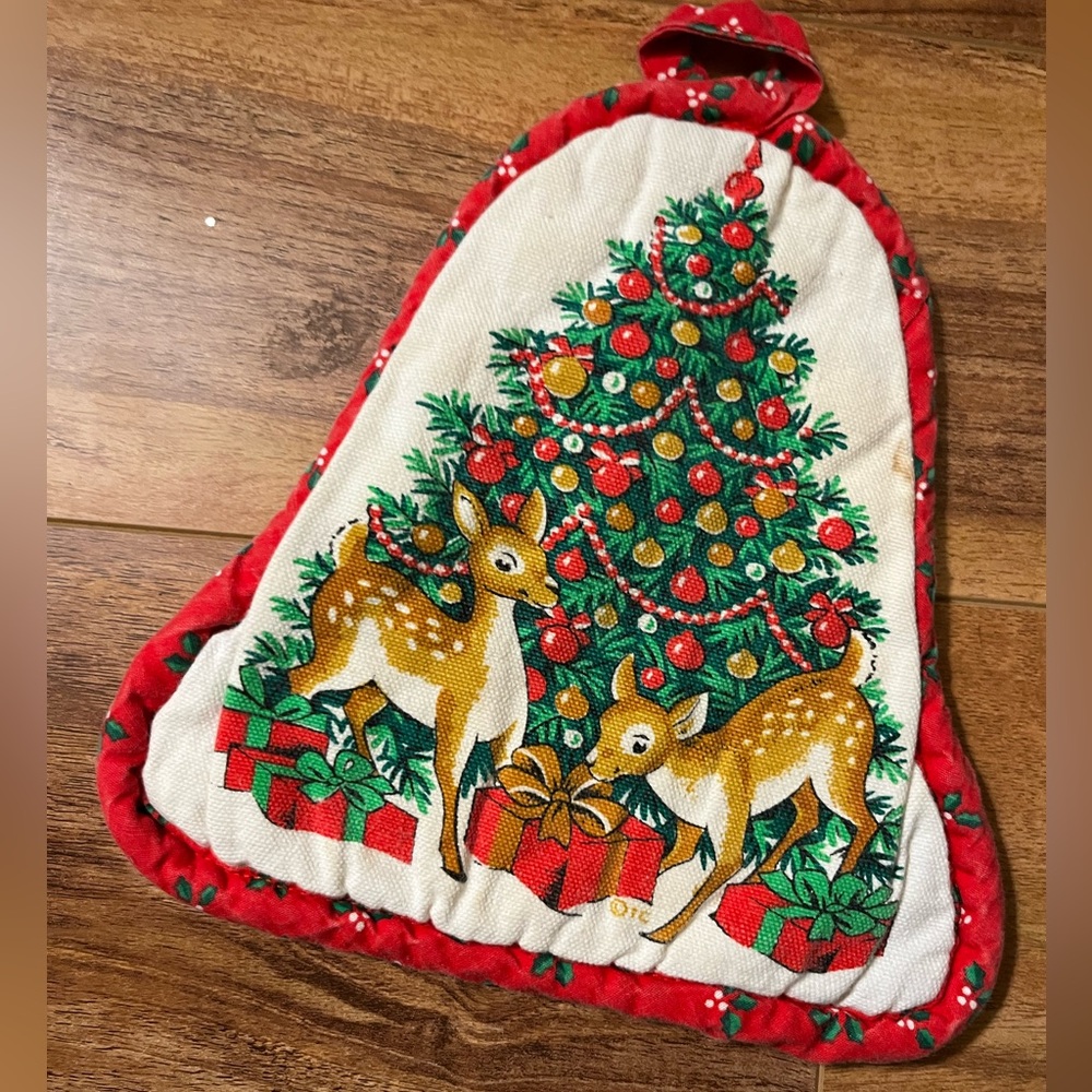 🦌🎄Festive, Vintage Holiday Pot Holder